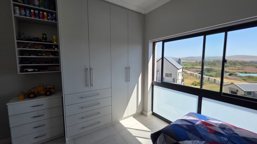 3 Bedroom Property for Sale in Hartenbos Central Western Cape